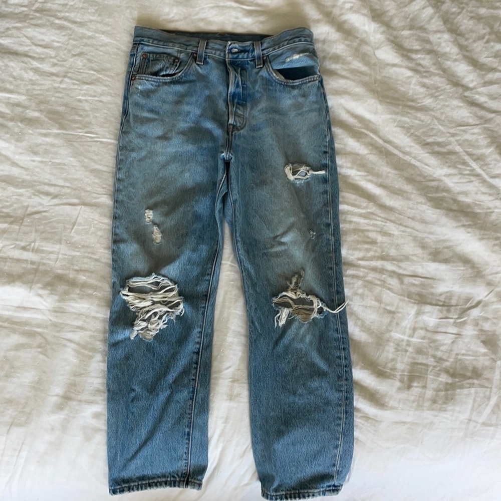 Levi’s 501 jeans size 28